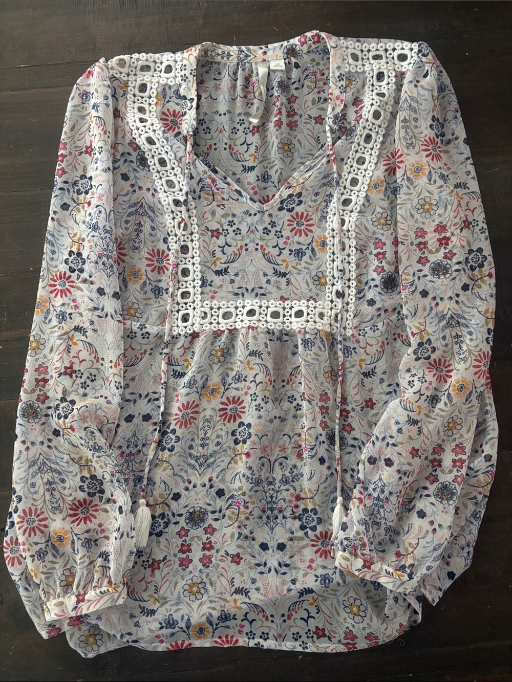 LC Lauren Conrad White Floral Lace-Trim Peasant Blouse